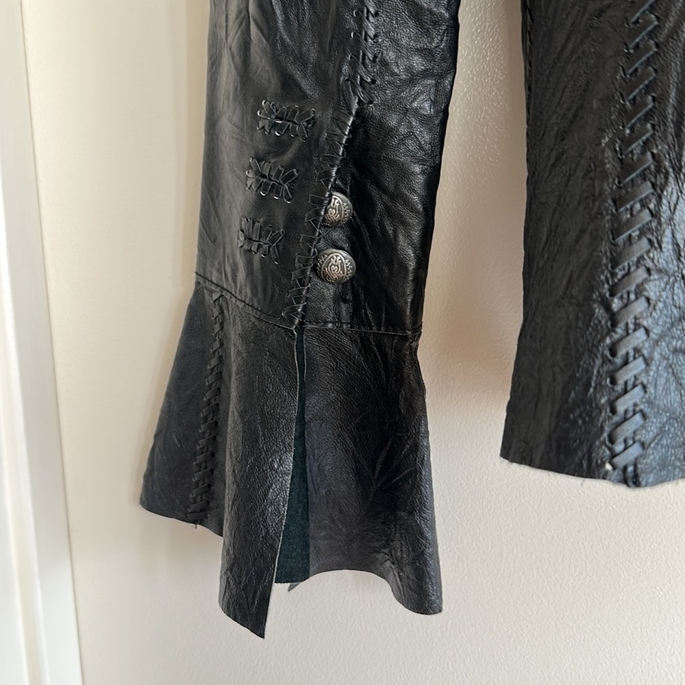 Leather jacket - Picture 8 of 17